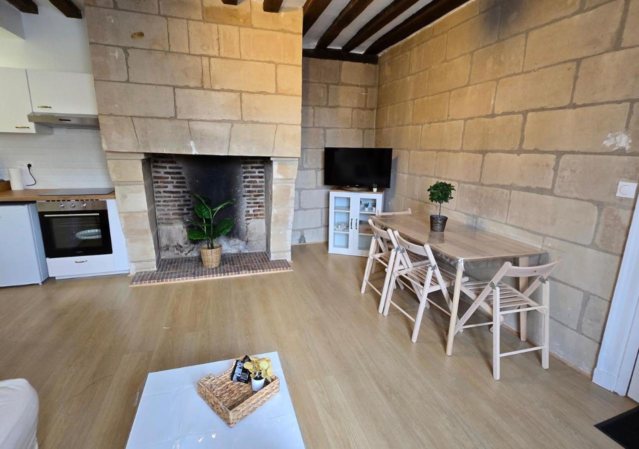 Appartement Le Constantine - Quartier Historique - Charme & Ancien à Tours Extérieur photo